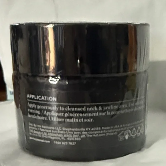 Perricone MD Cold Plasma Plus+ Sub-D Neck Cream in Black Jar - Picture 2 of 2